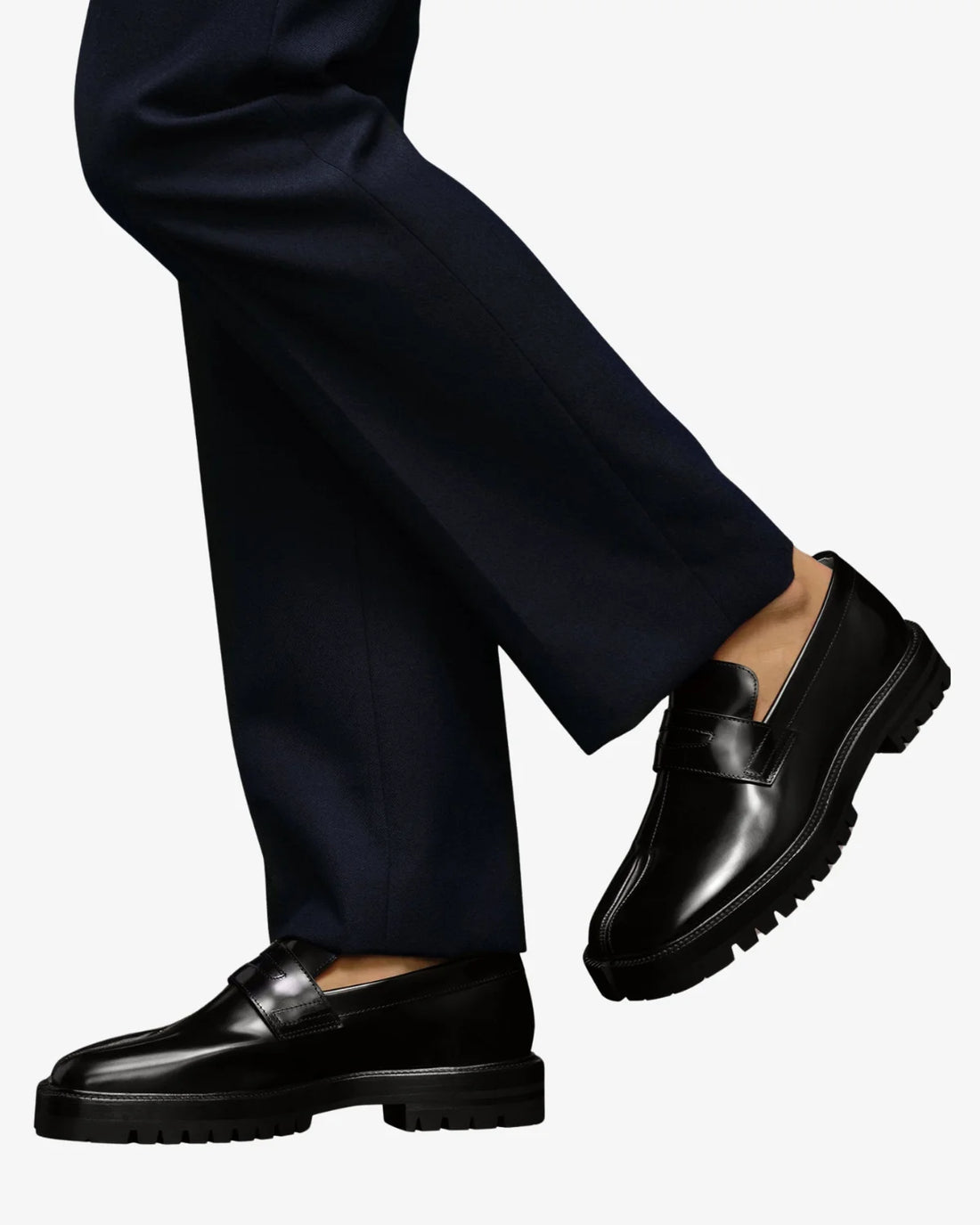 Tabi Split-Toe Loafers Black